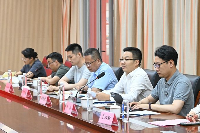 我校召开专题座谈会暨思政课建设推进会6.jpg